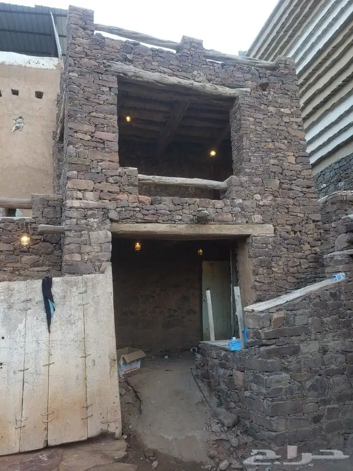 معلم حجر طبيعي 2