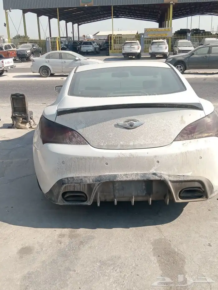 جنسيس كوبيه 2011 تشليح قطع غيار فقط 2