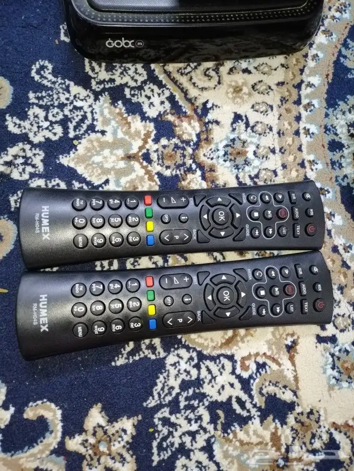 للبيع او البدل المناسب جهازين ريسيفر مع شاشة بيع مستعجل 2