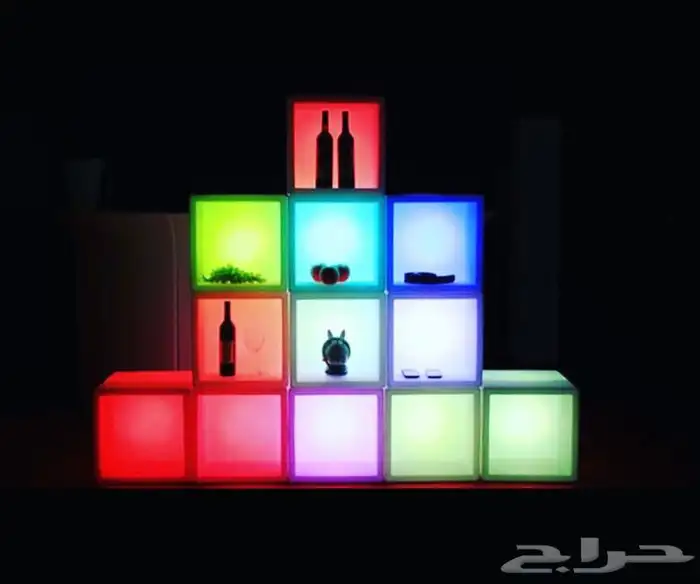 طاوله طاولات مضيئه كرسي 5