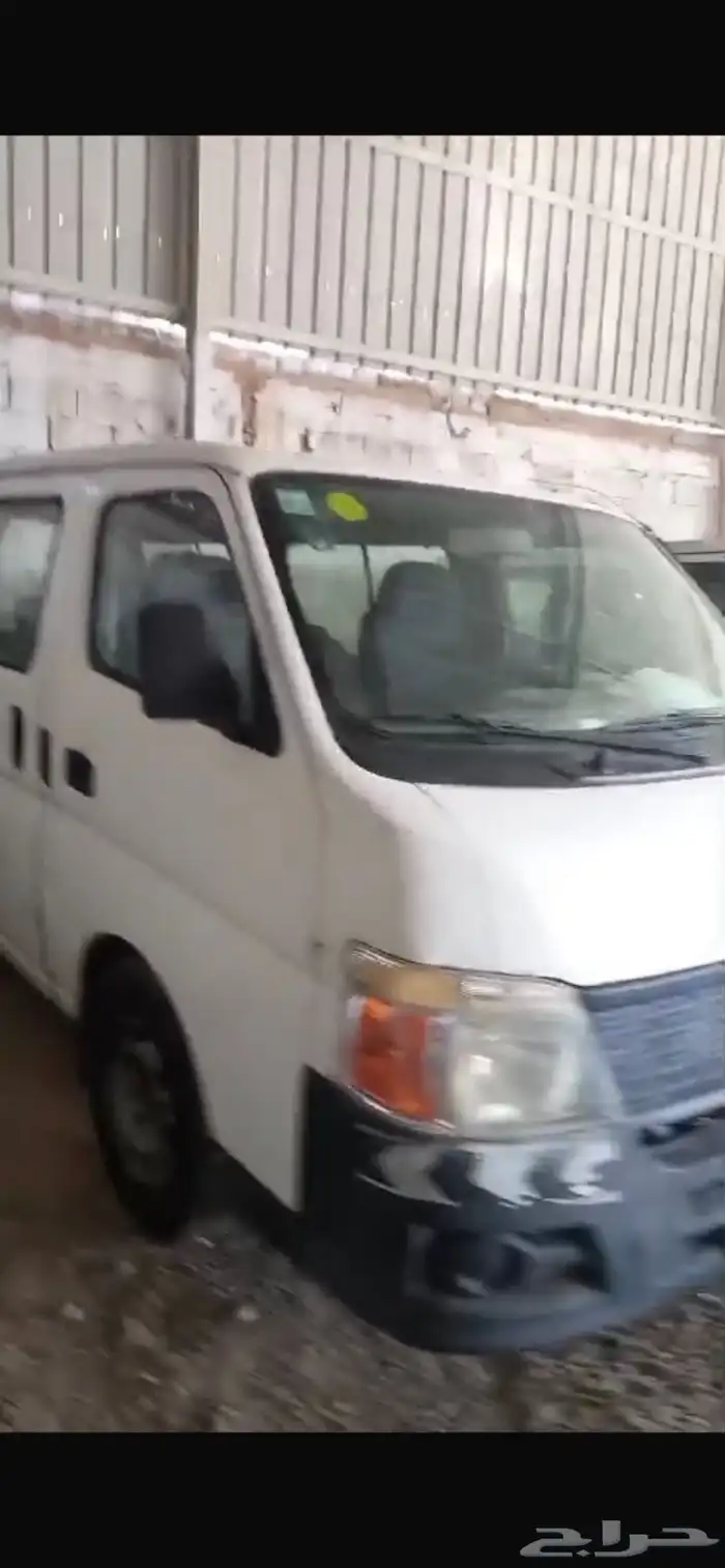 باص ديزل نيسان اورفان 4