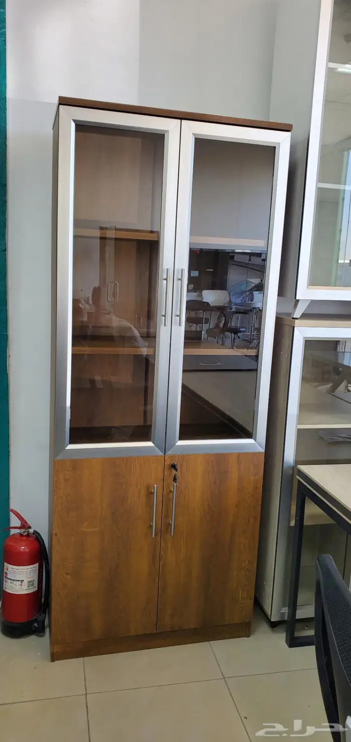 اثاث مكتبي كراسي مكاتب دواليب تأثيث مشاريع حكوميه 14