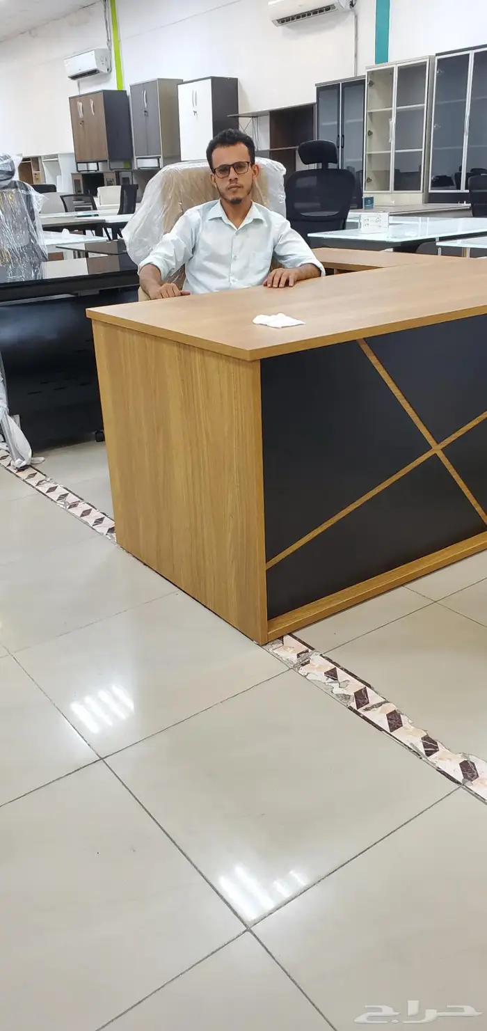 اثاث مكتبي كراسي مكاتب دواليب تأثيث مشاريع حكوميه 26