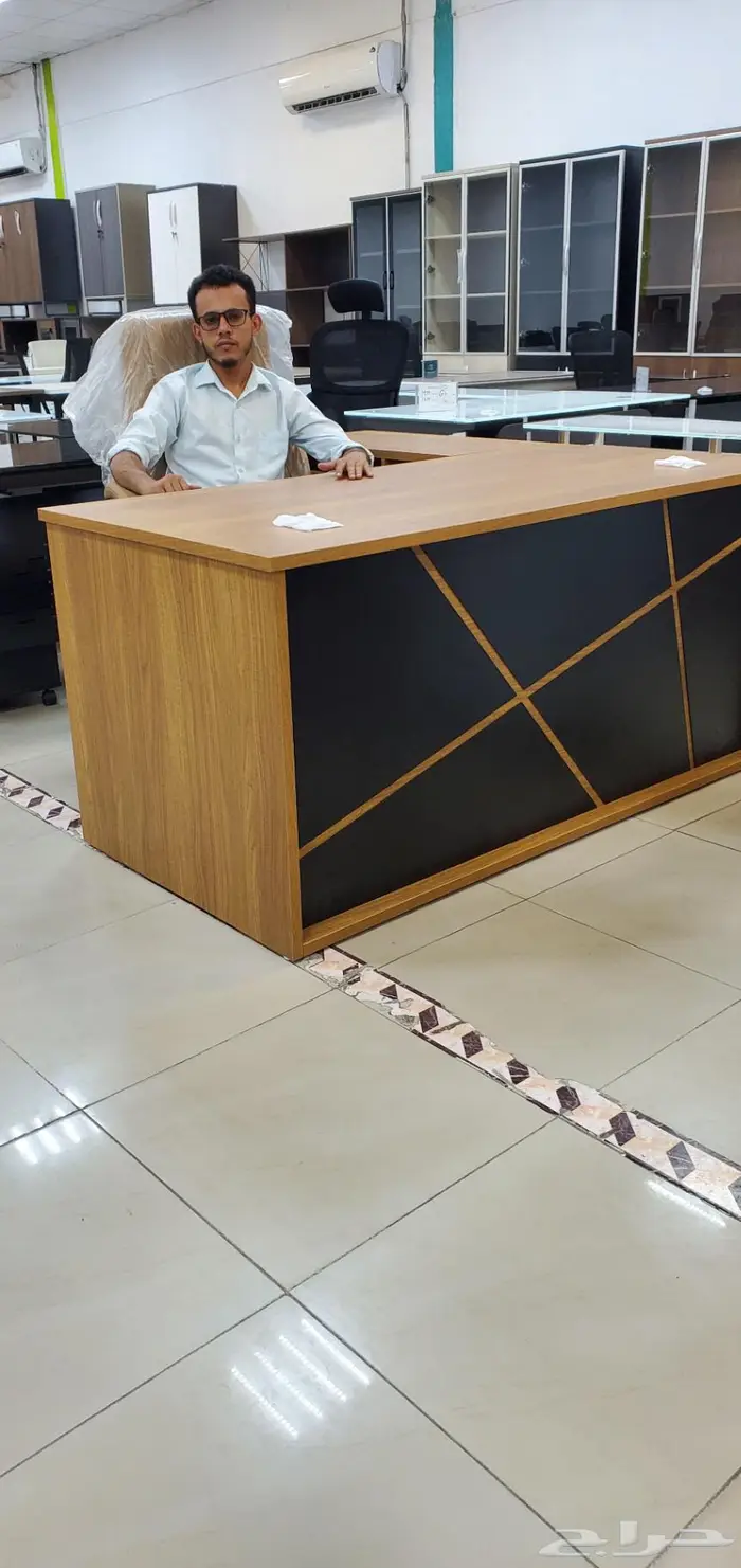 اثاث مكتبي كراسي مكاتب دواليب تأثيث مشاريع حكوميه 19