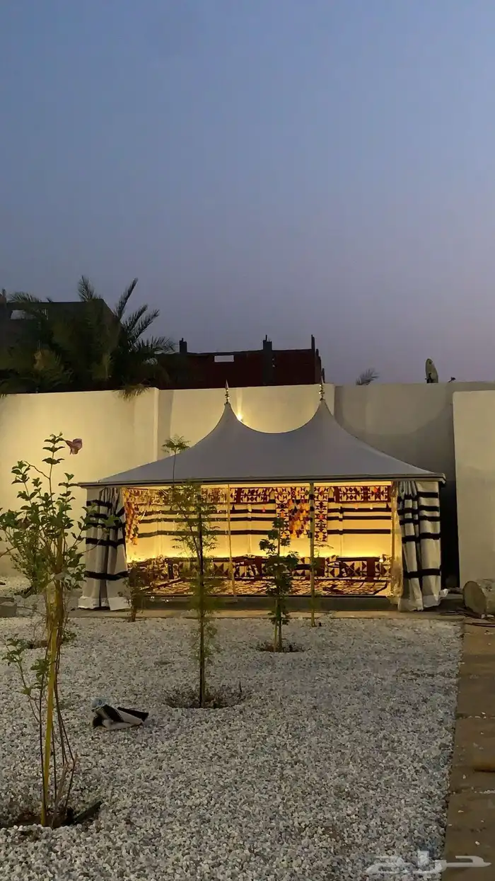 خيام الصقور 0