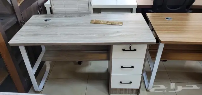 اثاث مكتبي كراسي مكاتب دواليب تأثيث مشاريع حكوميه 13