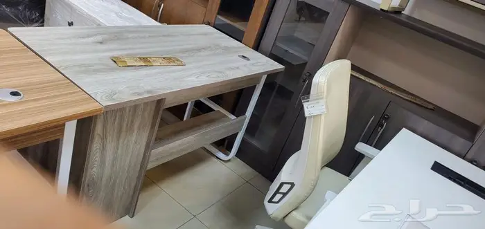 اثاث مكتبي كراسي مكاتب دواليب تأثيث مشاريع حكوميه 12
