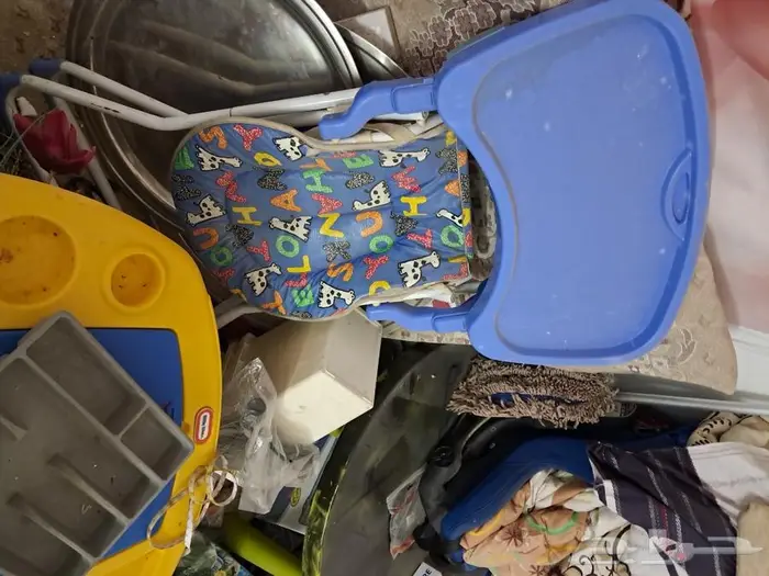 اثاث للمنزل واغراض مشكله والبيع سمح 26
