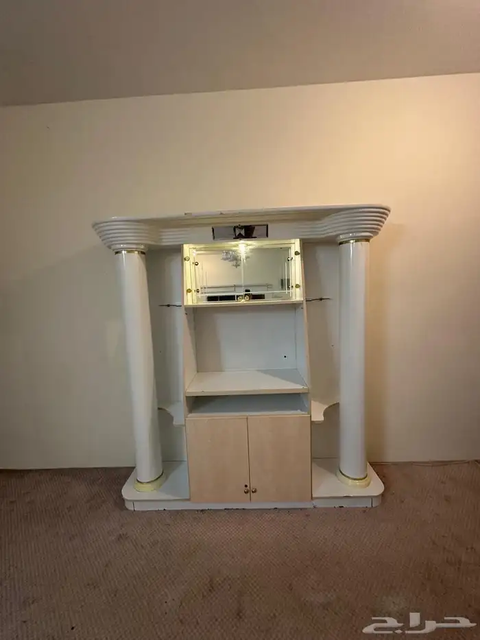 دالوب ابيض مع أبواب زجاج مع أناره 0