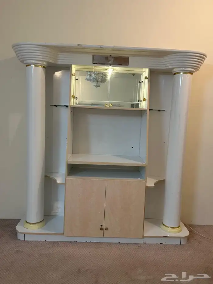 دالوب ابيض مع أبواب زجاج مع أناره 3