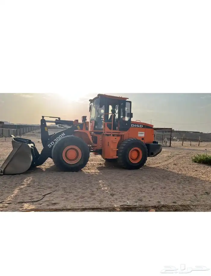 للايجار شيول و للإيجار عرجاء جي سي بي 3