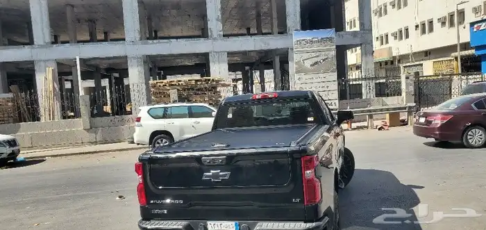 غطاء حوض سحاب شيفرولية سلفرادو 2025 1