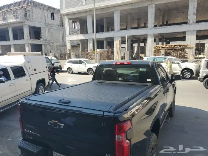 غطاء حوض سحاب شيفرولية سلفرادو 2025 4