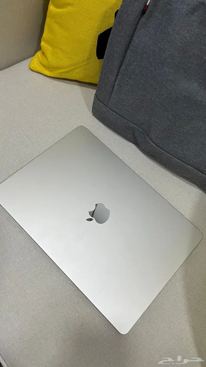 ماك بوك اير 15.3 - macbook Air 15.3 1