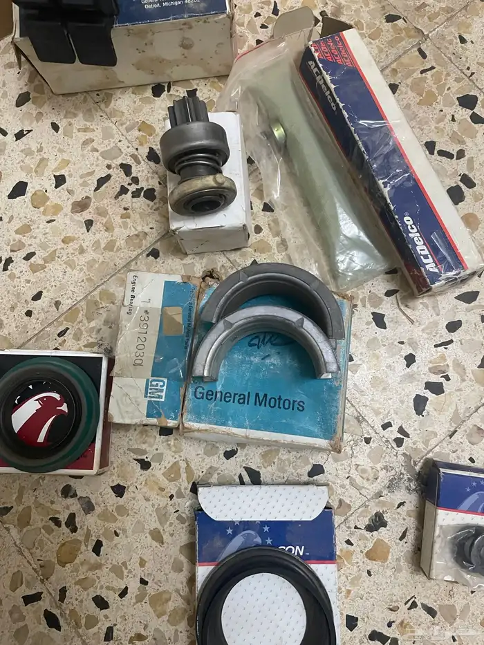 قطع جمس وكابرس مديلات قديمه من 90 وتحت 33