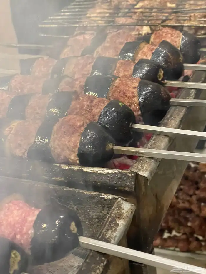 معلم مشويات خارجيه ودوار السعاده مشاوي كباب 9