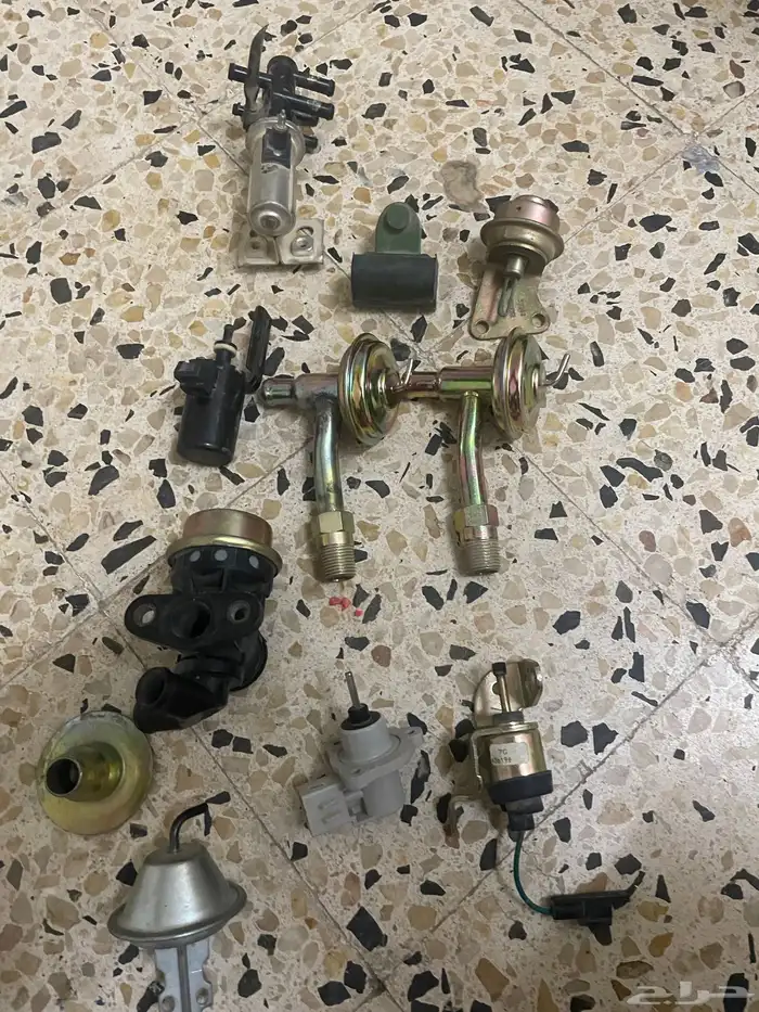 قطع جمس وكابرس مديلات قديمه من 90 وتحت 77