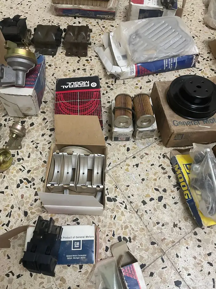 قطع جمس وكابرس مديلات قديمه من 90 وتحت 22
