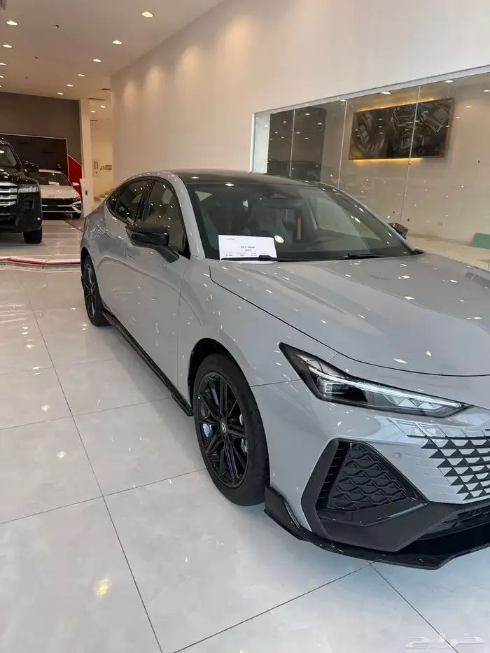 شانجان سبورت UNI-V موديل 2026 عروض عودة المدارس 15