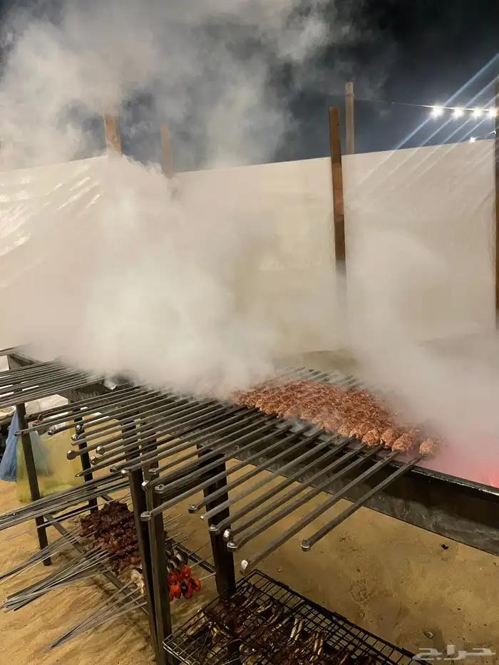 معلم مشويات خارجيه ودوار السعاده مشاوي كباب 14