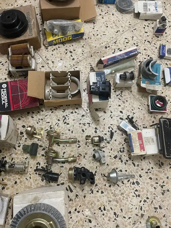 قطع جمس وكابرس مديلات قديمه من 90 وتحت 32