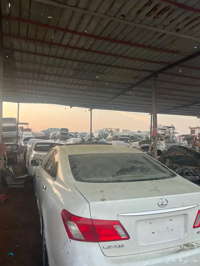 تشليح قطع غيار لكزس Rx350 2015 مصدوم 46
