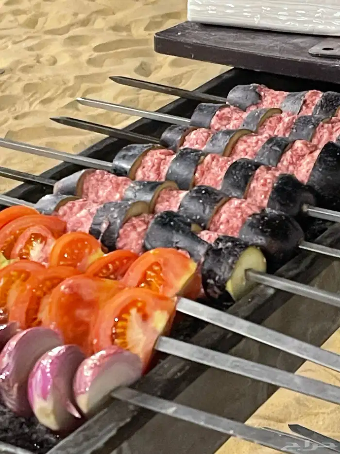 معلم مشويات خارجيه ودوار السعاده مشاوي كباب 16