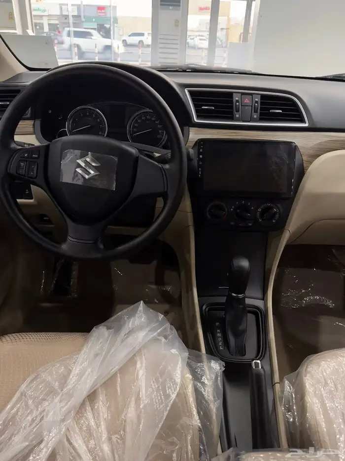 سوزوكي سياز 2025 6