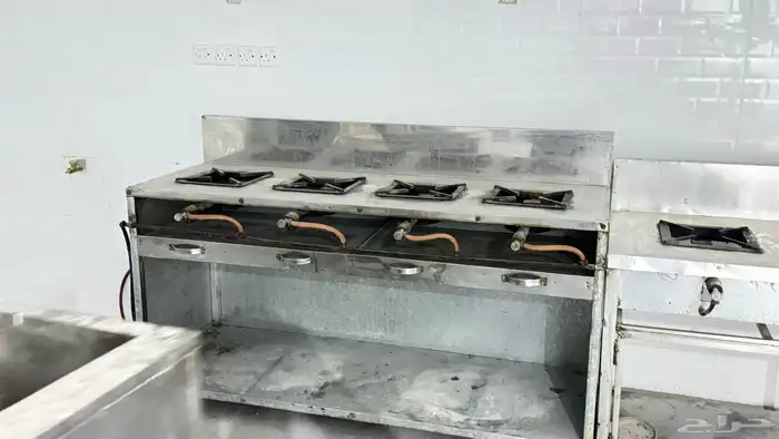 فرن اربع عيون حق مطاعم 0