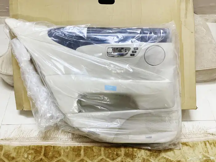 ديكور باب لكزس LS460 جديد أصلي وكالة 1
