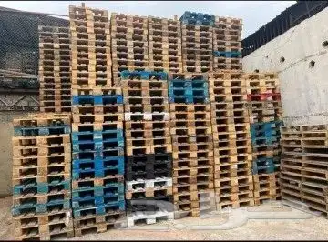 طبالي بلاستيك وخشب مع التوصيل داخل الحساء 4