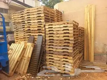 طبالي بلاستيك وخشب مع التوصيل داخل الحساء 6