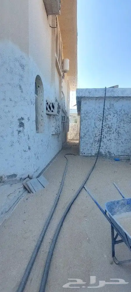 ازاله الصبغ القديم بالرمل 2
