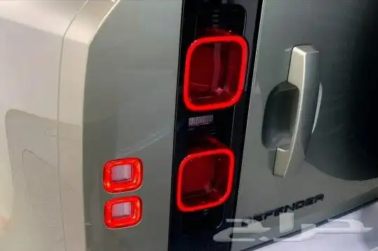 لاند روفر ديفيندر Land Rover Defender One Owner موديل 2022 7