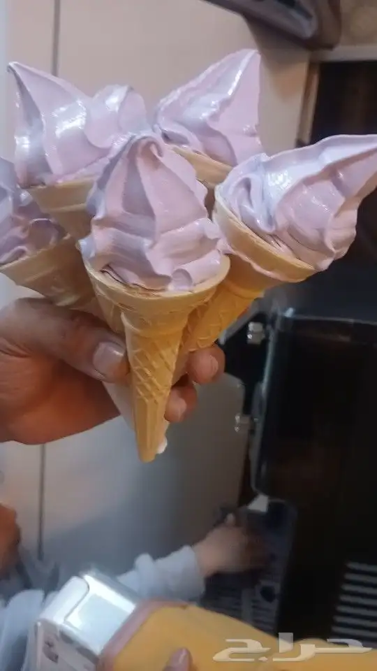 الة ايسكريم منزليه خفيفه الوزن 2