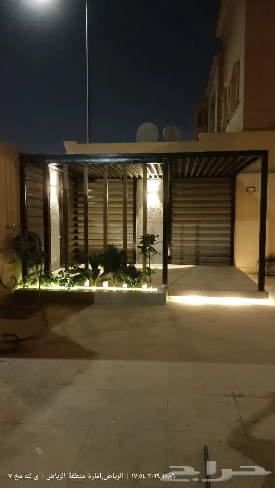 مظلات جلسات خارجية أحواض زراعية عشب صناعي بركي بديل الخشب 2