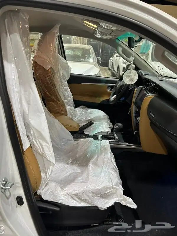 تويوتا فورشنر ديزل ماكينه 2400 سي سي موديل 2024 9