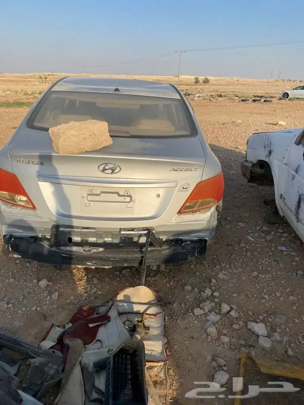 مكينة و قير جميعة نوع سيارت و موجود باب اكسنت كمر دودة عكس 8