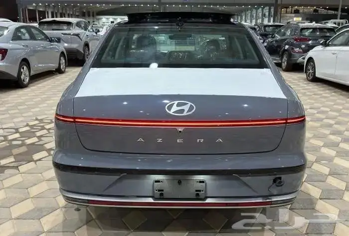 تتوفر فئات ازيرا 2025 اصفار لمبيعات البنوك بأقل ربح 4