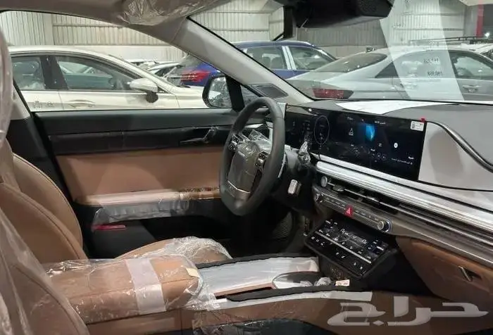 تتوفر فئات ازيرا 2025 اصفار لمبيعات البنوك بأقل ربح 6