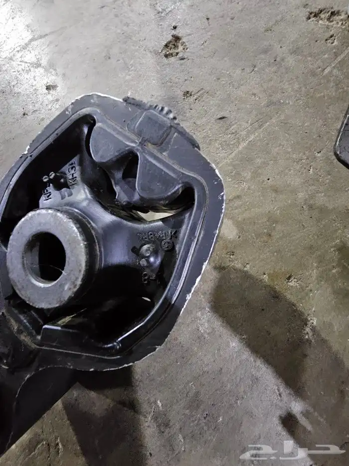 قطع غيار مازدا 6 2014 - 2020 كراسي مكينه 2