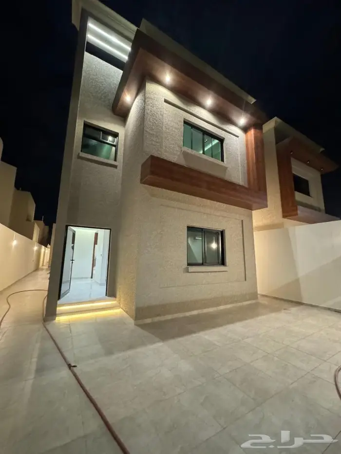 للبيع احدث الفلل بالشفاء مودرن تصميم جديد 1