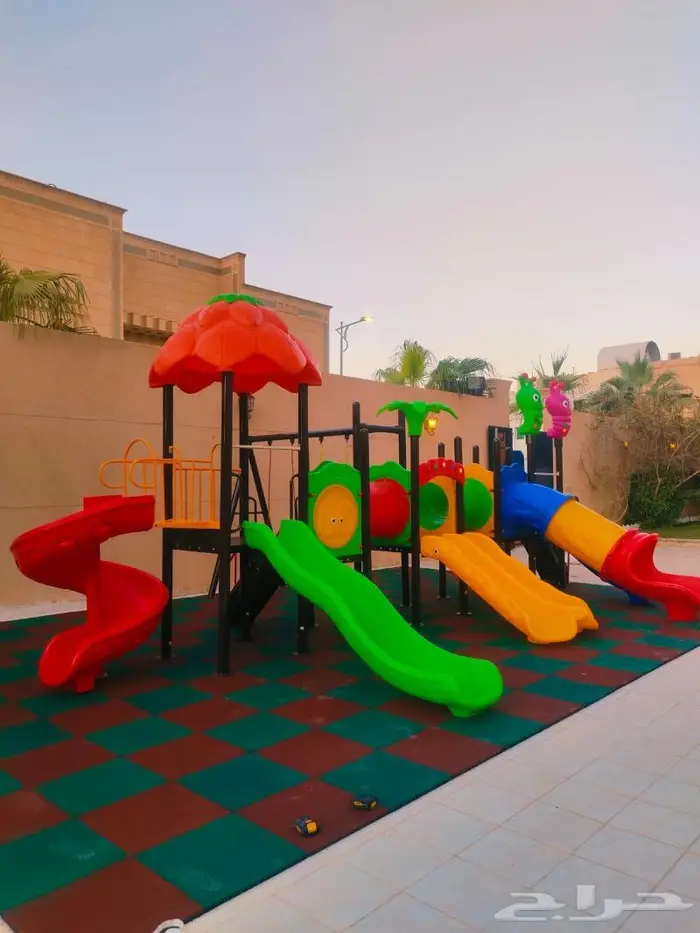 العاب حدائق ضخمه  مراجيح جدارية  سلم تسلق 4