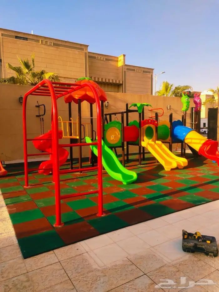 العاب حدائق ضخمه  مراجيح جدارية  سلم تسلق 5