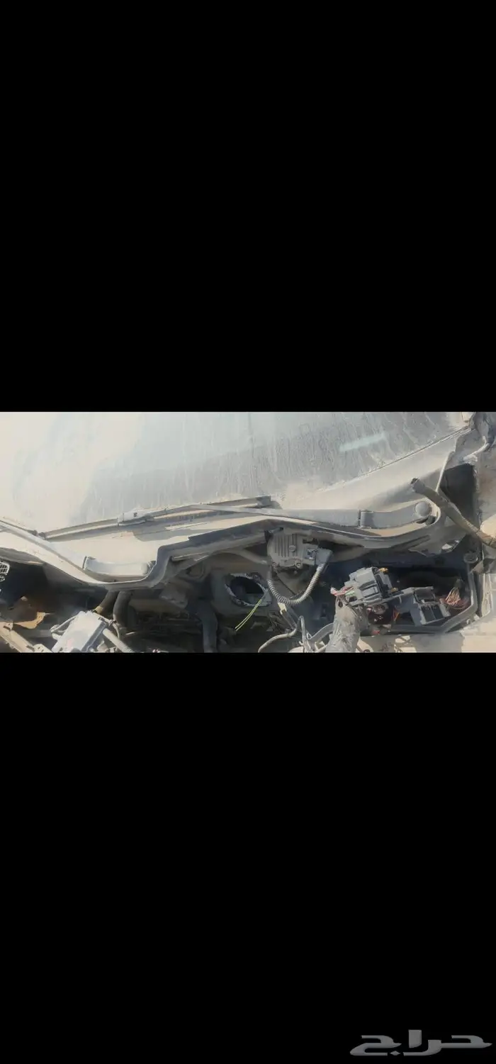 اودي A4 2015 يوجد لديه بعض القطع الخلفيه يمين ويسار 5