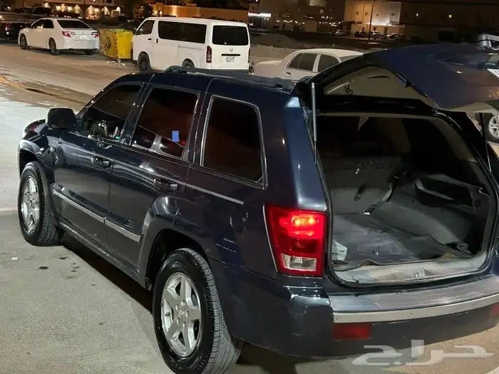 جيب شروكي 2007 8