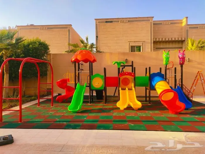 العاب حدائق ضخمه  مراجيح جدارية  سلم تسلق 0