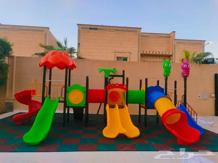 العاب حدائق ضخمه  مراجيح جدارية  سلم تسلق 2