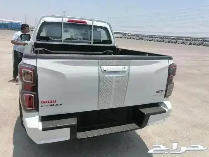 ايسوزو ديماكس جيتي 2024 كاش واقساط 3