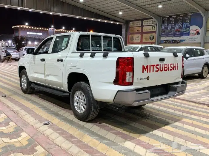 ميتسوبيشي L200 غمارتين دبل اتوماتيك 2024 4